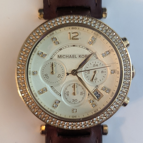 Michael Kors Parker Watch with Leather Strap - Picture 3 of 6